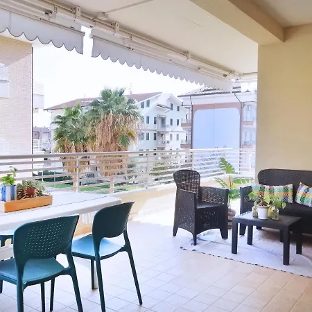 Holihome Voyager Apartment Tortoreto